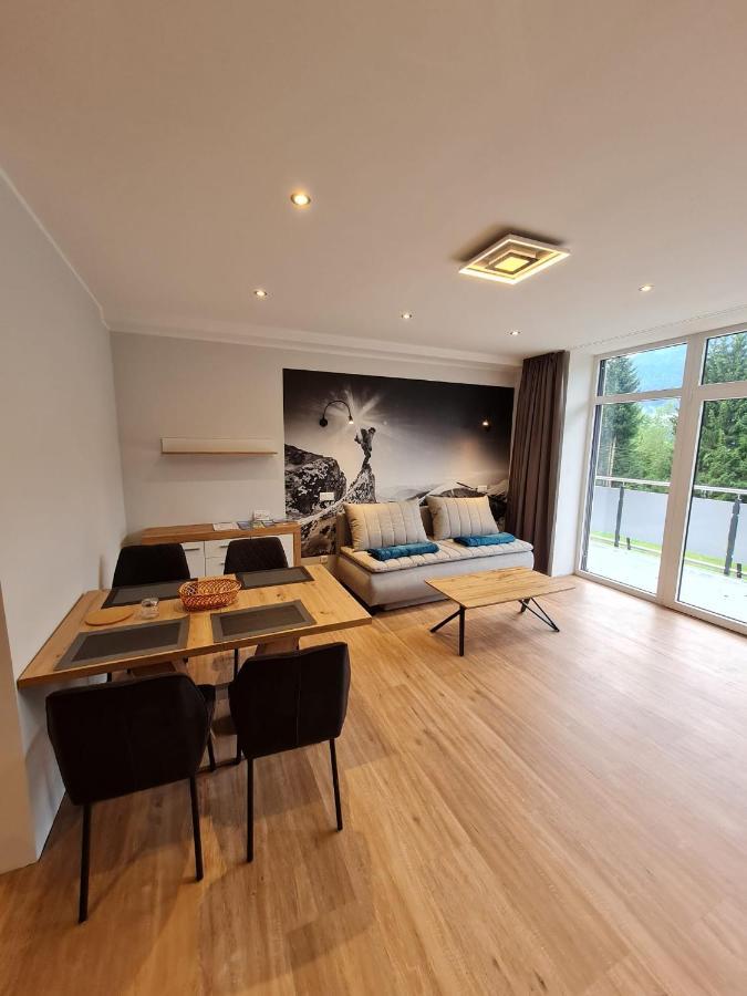 Ferienapartments Bensch - Haus Reiskofel Reisach Eksteriør billede